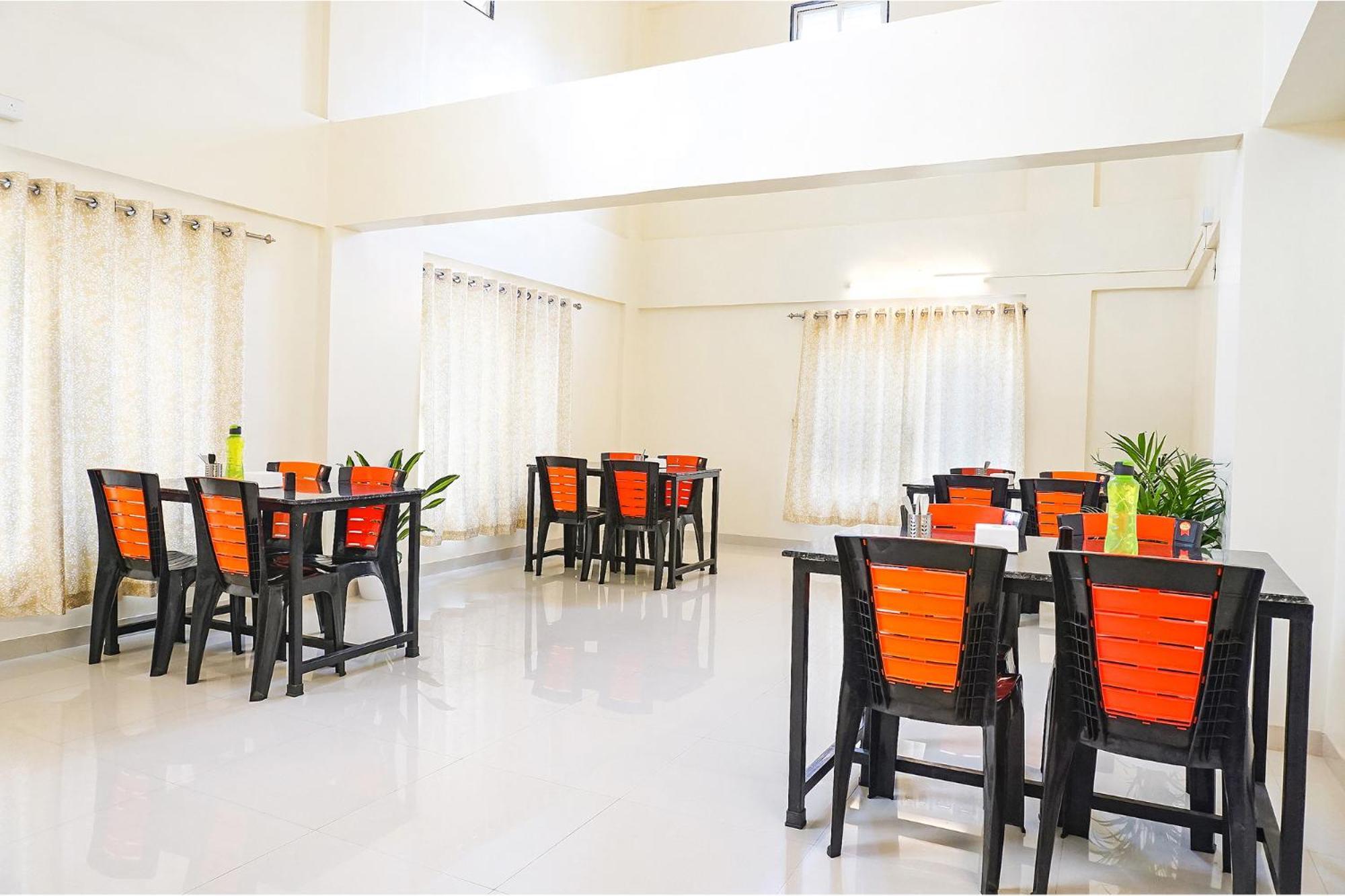 Fabhotel Majestic Luxurious - Nr Rajaram Bhiku Pathare Stadium Pune Ngoại thất bức ảnh